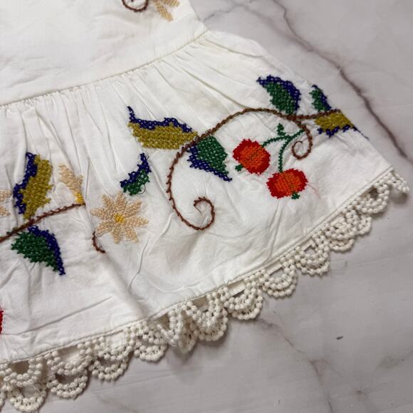 Farm Rio Pitanga Embroidery Mini Skirt Size XL Off White New Crochet Birds - Picture 4 of 9